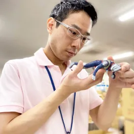 通販部：通販１課
